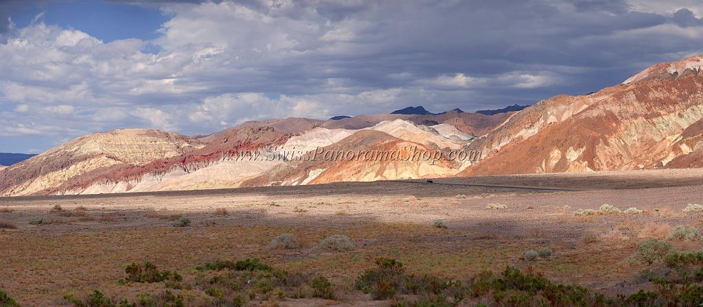 10409_03_10_2011_death_valley_nationalpark_colorful_desert_california_brown_orange_rock_formation_cloud_sky_panoramic_landscape_photography_panorama_landschaft_74_9022x3948.jpg