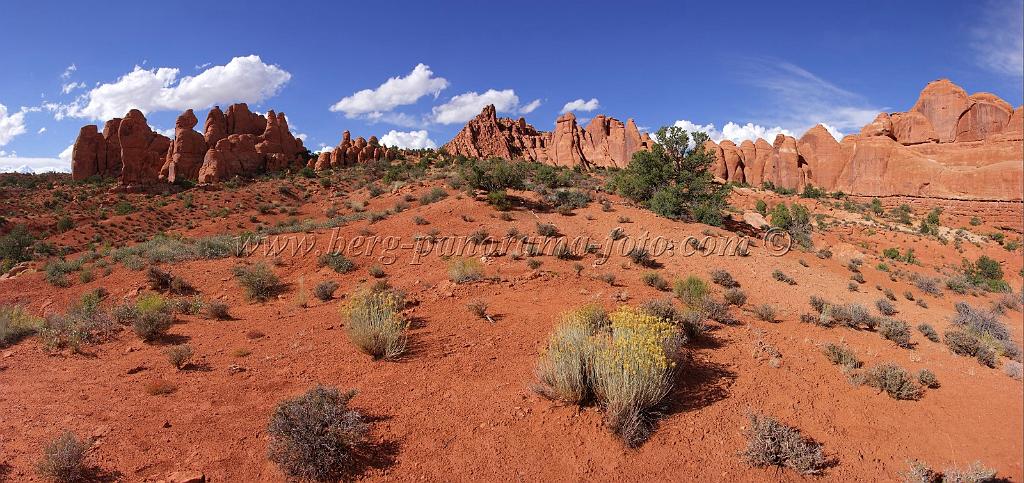 8151_04_10_2010_moab_arches_national_park_fiery_furnace_sand_dune_arch_utah_red_rock_formation_sand_desert_autum_fall_color_panoramic_landscape_photography_74_8882x4195.jpg