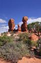 8165_04_10_2010_moab_arches_national_park_garden_of_eden_utah_red_rock_formation_sand_desert_autum_fall_color_panoramic_landscape_photography_50_4116x6272