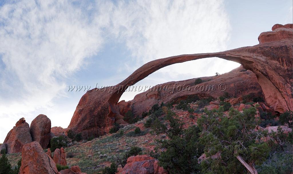 8082_03_10_2010_moab_arches_national_park_partition_arch_utah_red_rock_formation_sand_desert_autum_fall_color_panoramic_landscape_photography_66_8072x4800.jpg