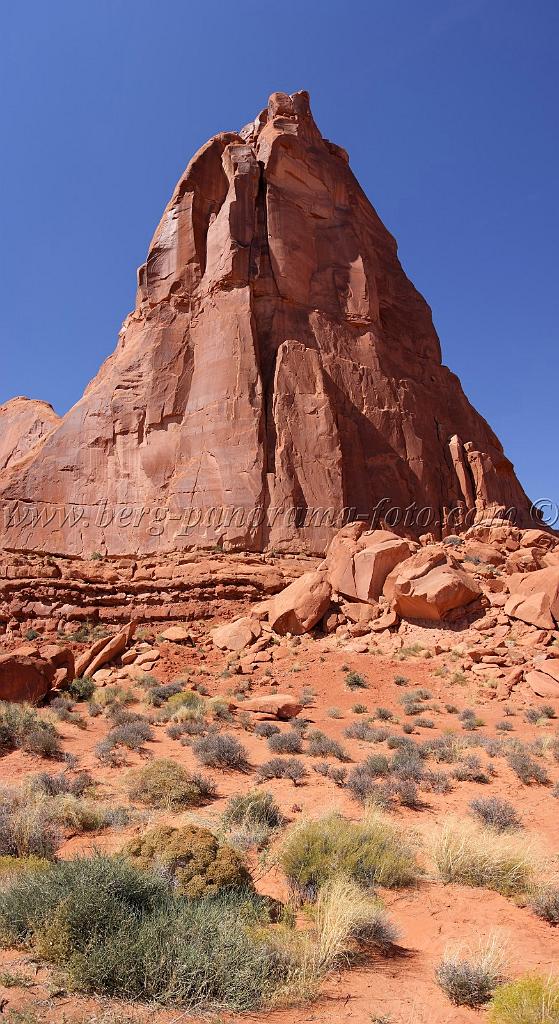 8119_03_10_2010_moab_arches_national_park_utah_red_rock_formation_sand_desert_autum_fall_color_panoramic_landscape_photography_3_4311x7884.jpg