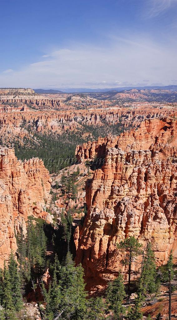 8653_09_10_2010_bryce_canyon_national_park_utah_bryce_point_peekaboo_loop_trail_red_rock_scenic_outlook_sky_cloud_panoramic_landscape_photography_panorama_landschaft_33_4274x7713.jpg