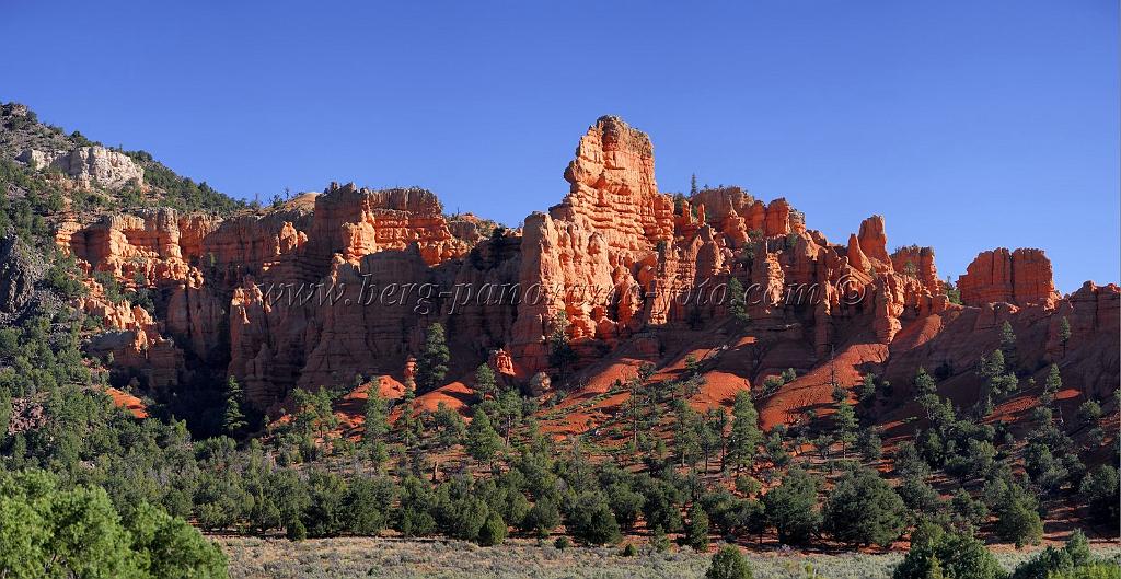 8680_09_10_2010_bryce_canyon_national_park_utah_red_rock_scenic_outlook_sky_cloud_panoramic_landscape_photography_panorama_landschaft_1_8172x4226.jpg