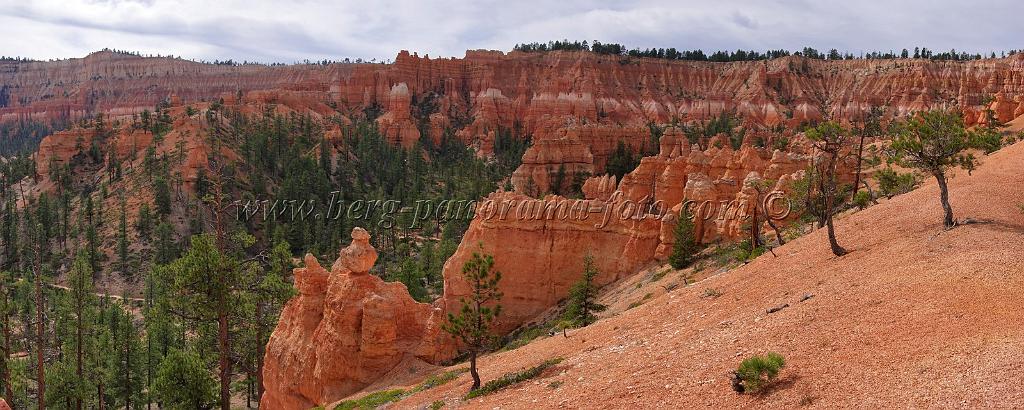 8732_09_10_2010_bryce_canyon_national_park_utah_sunset_point_navajo_loop_trail_red_rock_scenic_outlook_sky_cloud_panoramic_landscape_photography_panorama_landschaft_72_10399x4162.jpg