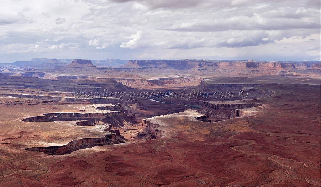 8245_05_10_2010_moab_canyonlands_national_park_grand_river_overlook_utah_canyon_grand_viewpoint_red_rock_formation_panoramic_landscape_photography_48_10461x6111.jpg