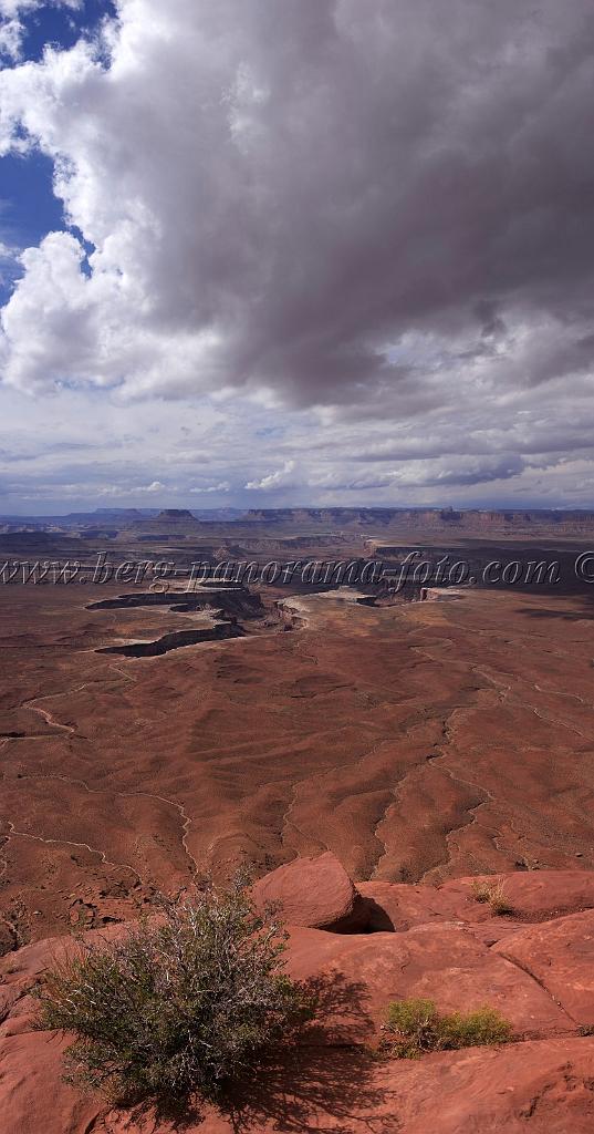 8247_05_10_2010_moab_canyonlands_national_park_grand_river_overlook_utah_canyon_grand_viewpoint_red_rock_formation_panoramic_landscape_photography_50_4372x8333.jpg