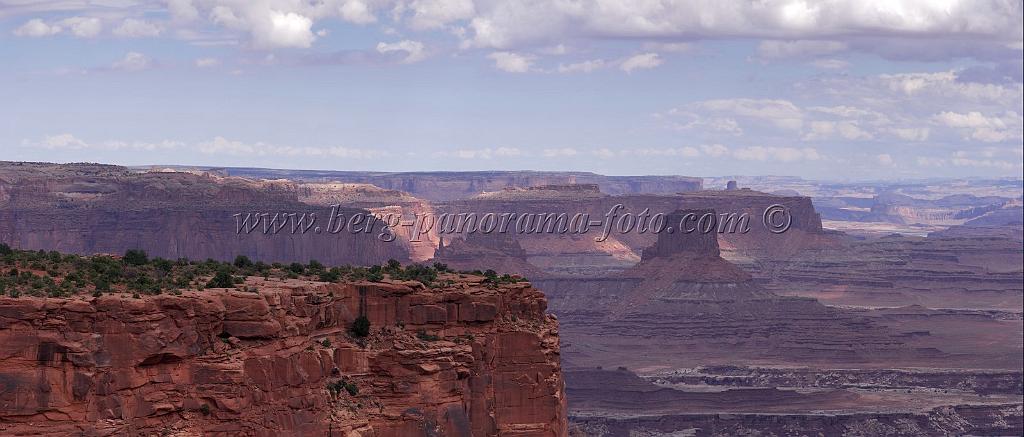 8252_05_10_2010_moab_canyonlands_national_park_grand_viewpoint_road_utah_canyon_grand_viewpoint_red_rock_formation_panoramic_landscape_photography_64_9195x3930.jpg