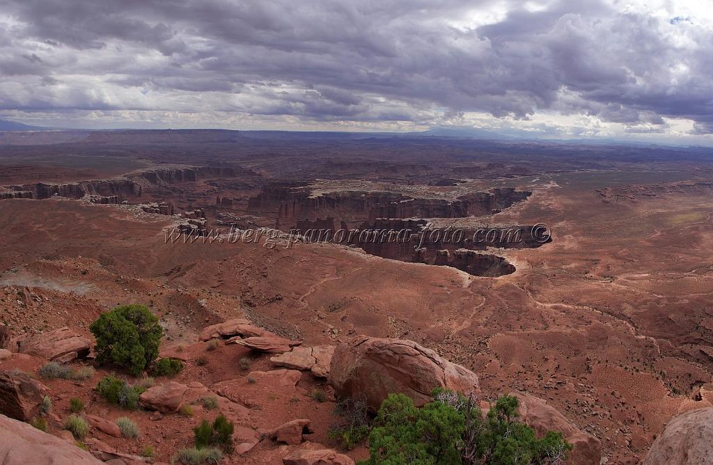 8255_05_10_2010_moab_canyonlands_national_park_grand_viewpoint_road_utah_canyon_grand_viewpoint_red_rock_formation_panoramic_landscape_photography_67_6861x4477.jpg