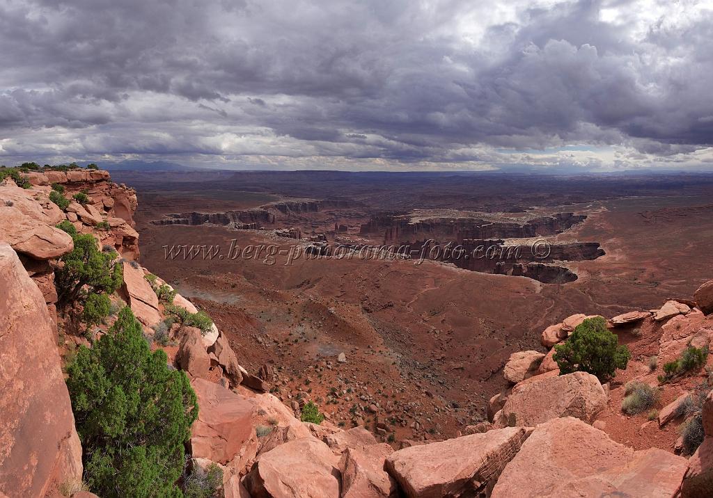 8258_05_10_2010_moab_canyonlands_national_park_grand_viewpoint_road_utah_canyon_grand_viewpoint_red_rock_formation_panoramic_landscape_photography_70_9034x6322.jpg
