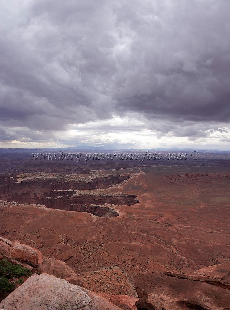 8263_05_10_2010_moab_canyonlands_national_park_grand_viewpoint_road_utah_canyon_grand_viewpoint_red_rock_formation_panoramic_landscape_photography_75_4533x6097.jpg
