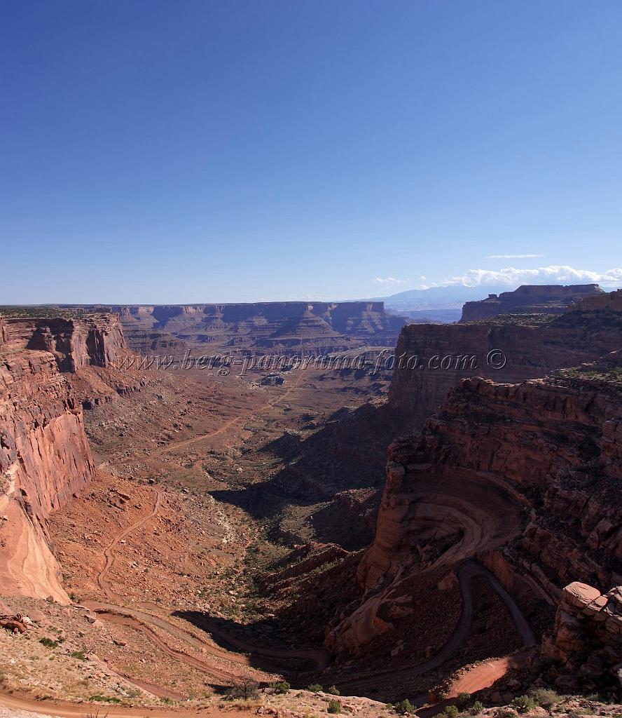8266_05_10_2010_moab_canyonlands_national_park_islands_in_the_sky_utah_canyon_grand_viewpoint_red_rock_formation_panoramic_landscape_photography_17_4479x5162.jpg