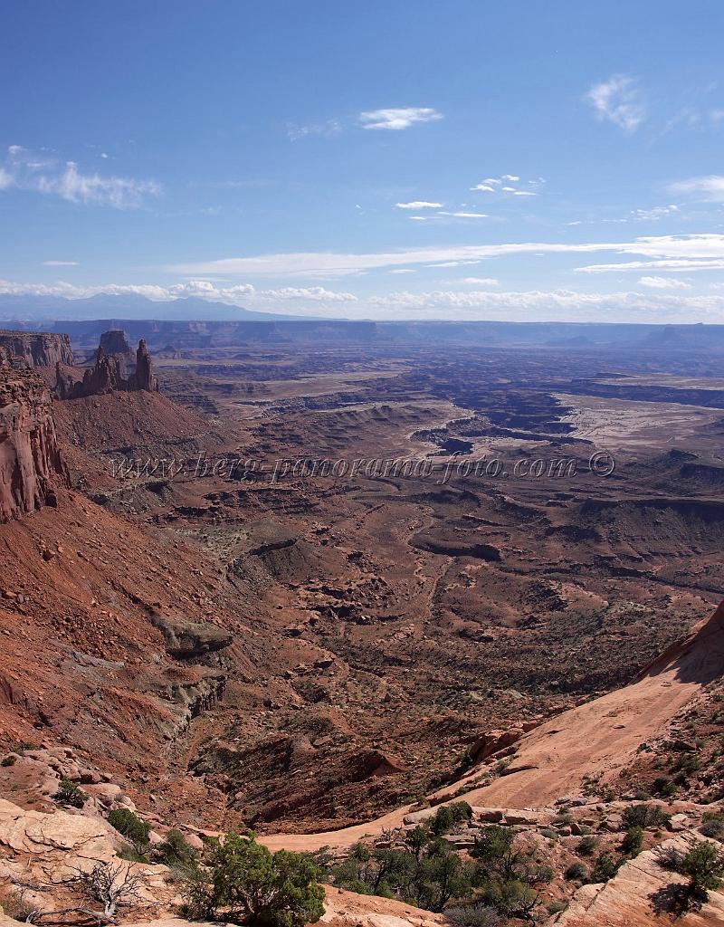 8277_05_10_2010_moab_canyonlands_national_park_islands_in_the_sky_utah_canyon_grand_viewpoint_red_rock_formation_panoramic_landscape_photography_34_4419x5653.jpg