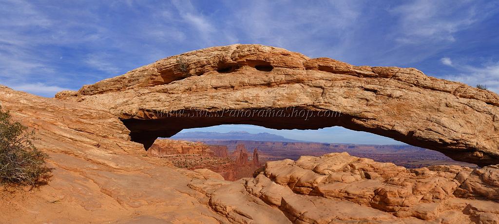 13937_09_10_2012_moab_canyonlands_national_park_mesa_arch_islands_in_the_sky_utah_canyon_grand_viewpoint_red_rock_formation_panoramic_landscape_photography_panorama_31_0x0.jpg