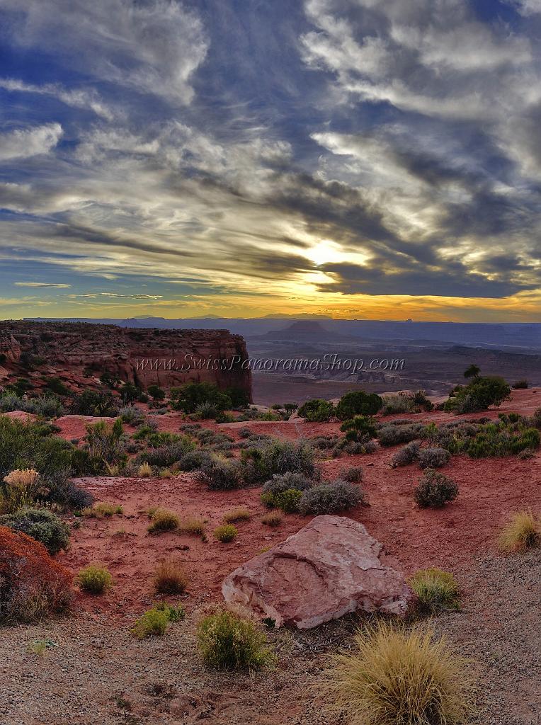13951_09_10_2012_moab_canyonlands_national_park_sunset_overlook_grand_viewpoint_utah_canyon_red_rock_formation_panoramic_landscape_photography_foto_panorama_46_6184x8295.jpg