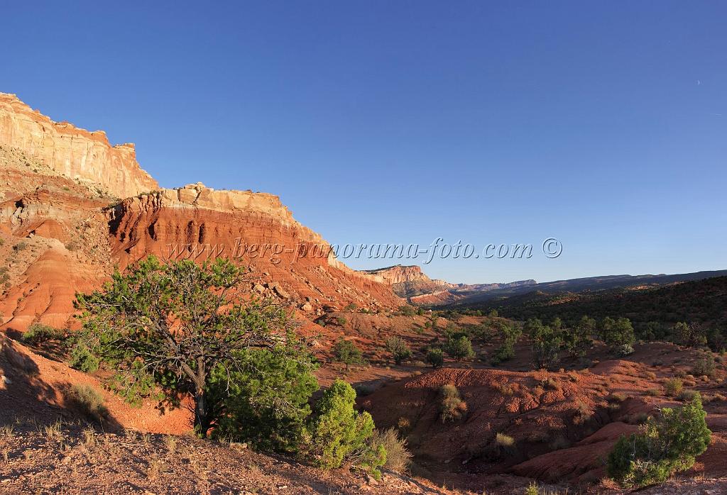 9044_12_10_2010_fruita_capitol_reef_national_park_utah_landscape_scenic_drive_color_outlook_viewpoint_panoramic_photography_panorama_landscape_landschaft_79_7715x5261.jpg