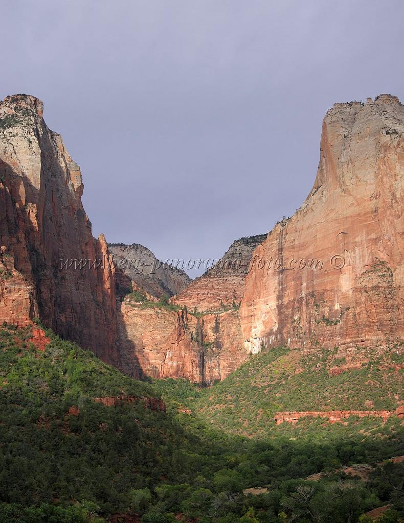 8455_07_10_2010_springdale_zion_national_park_utah_floor_of_the_valley_scenic_canyon_lookout_sky_cloud_panoramic_landscape_photography_panorama_landschaft_19_4230x5480.jpg