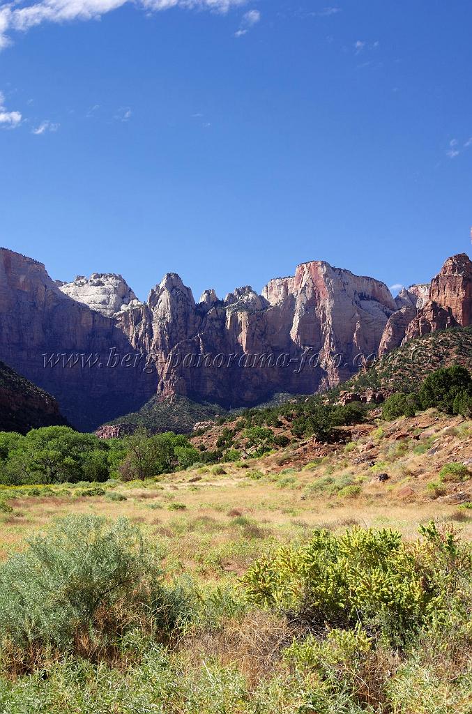 8483_07_10_2010_springdale_zion_national_park_utah_floor_of_the_valley_scenic_drive_canyon_lookout_sky_cloud_panoramic_landscape_photography_panorama_landschaft_68_4189x6332.jpg