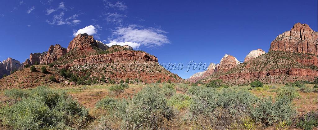 8488_07_10_2010_springdale_zion_national_park_utah_floor_of_the_valley_scenic_drive_canyon_lookout_sky_cloud_panoramic_landscape_photography_panorama_landschaft_73_10133x4151.jpg