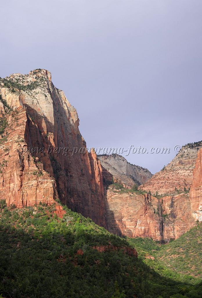 8490_07_10_2010_springdale_zion_national_park_utah_floor_of_the_valley_scenic_lookout_sky_cloud_panoramic_landscape_photography_panorama_landschaft_14_4379x6437.jpg