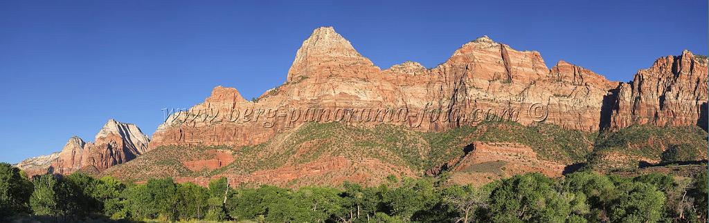 8628_08_10_2010_springdale_zion_national_park_utah_human_history_museum_scenic_drive_canyon_lookout_sky_cloud_panoramic_landscape_photography_panorama_landschaft_132_13635x4300.jpg