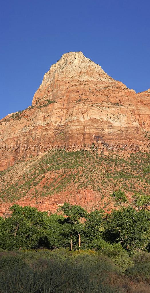 8631_08_10_2010_springdale_zion_national_park_utah_human_history_museum_scenic_drive_canyon_lookout_sky_cloud_panoramic_landscape_photography_panorama_landschaft_135_4086x7983.jpg