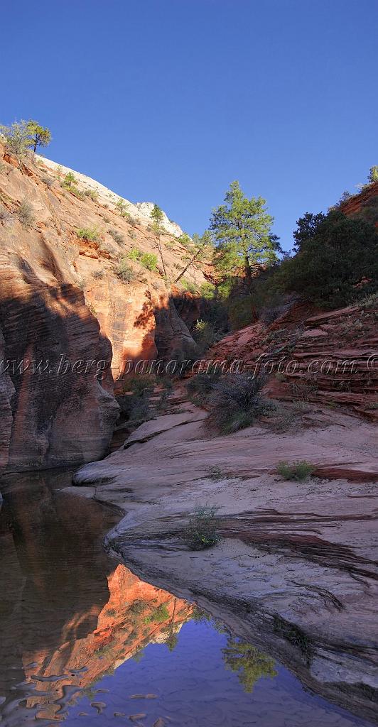 8513_08_10_2010_mount_carmel_zion_national_park_utah_red_rock_formation_valley_scenic_outlook_sky_cloud_panoramic_landscape_photography_panorama_landschaft_12_3938x7564.jpg