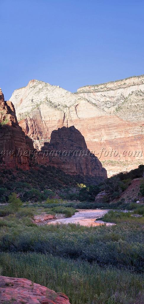 8632_08_10_2010_springdale_zion_national_park_utah_the_grotto_scenic_canyon_lookout_sky_cloud_panoramic_landscape_photography_panorama_landschaft_125_4183x8785.jpg